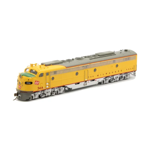 Rapido HO E8A Milwaukee Road "Yellow" w/ DCC & Sound