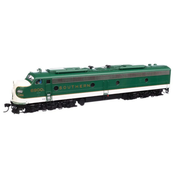 Walthers Proto HO E8A Southern w/ DCC & Sound