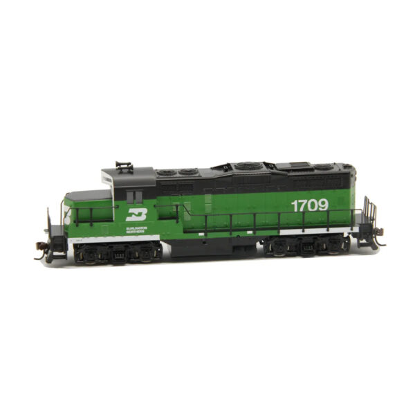 Walthers Trainline HO GP9M Burlington Northern "White Face" #1709